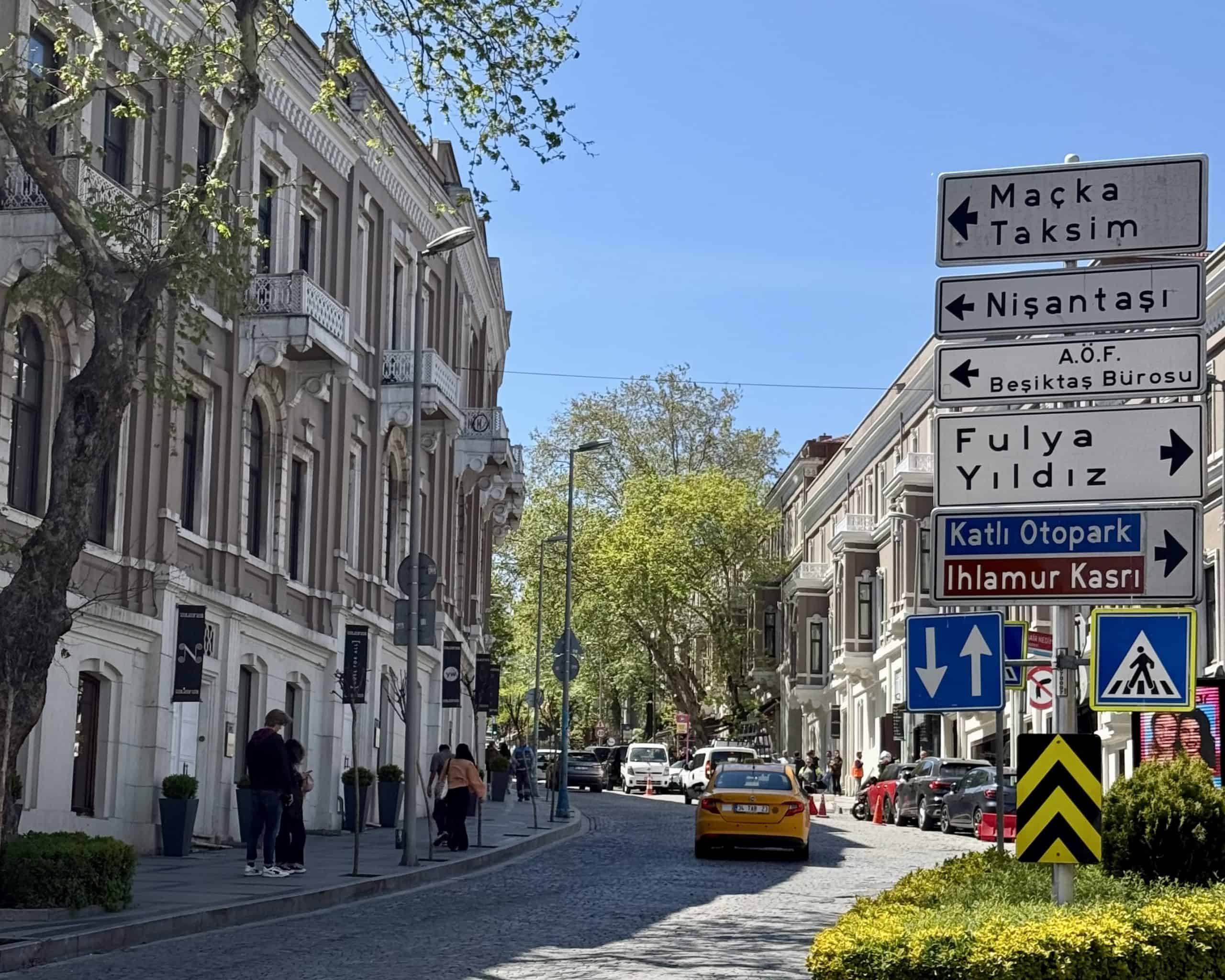Taxi driving to Nişantaşı from Beşiktaş